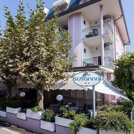 Hotel Susanna Ρίμινι Εξωτερικό φωτογραφία