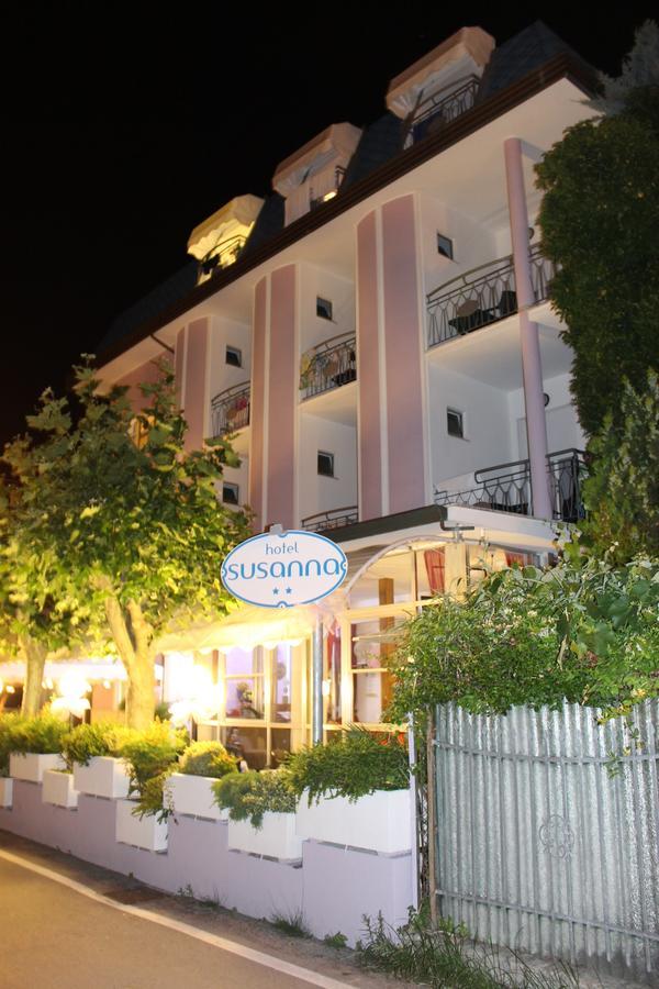 Hotel Susanna Ρίμινι Εξωτερικό φωτογραφία