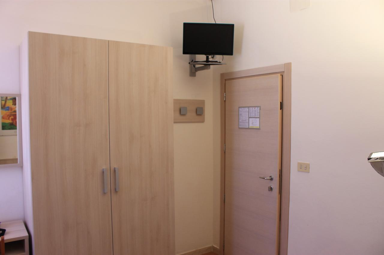 Hotel Susanna Ρίμινι Δωμάτιο φωτογραφία