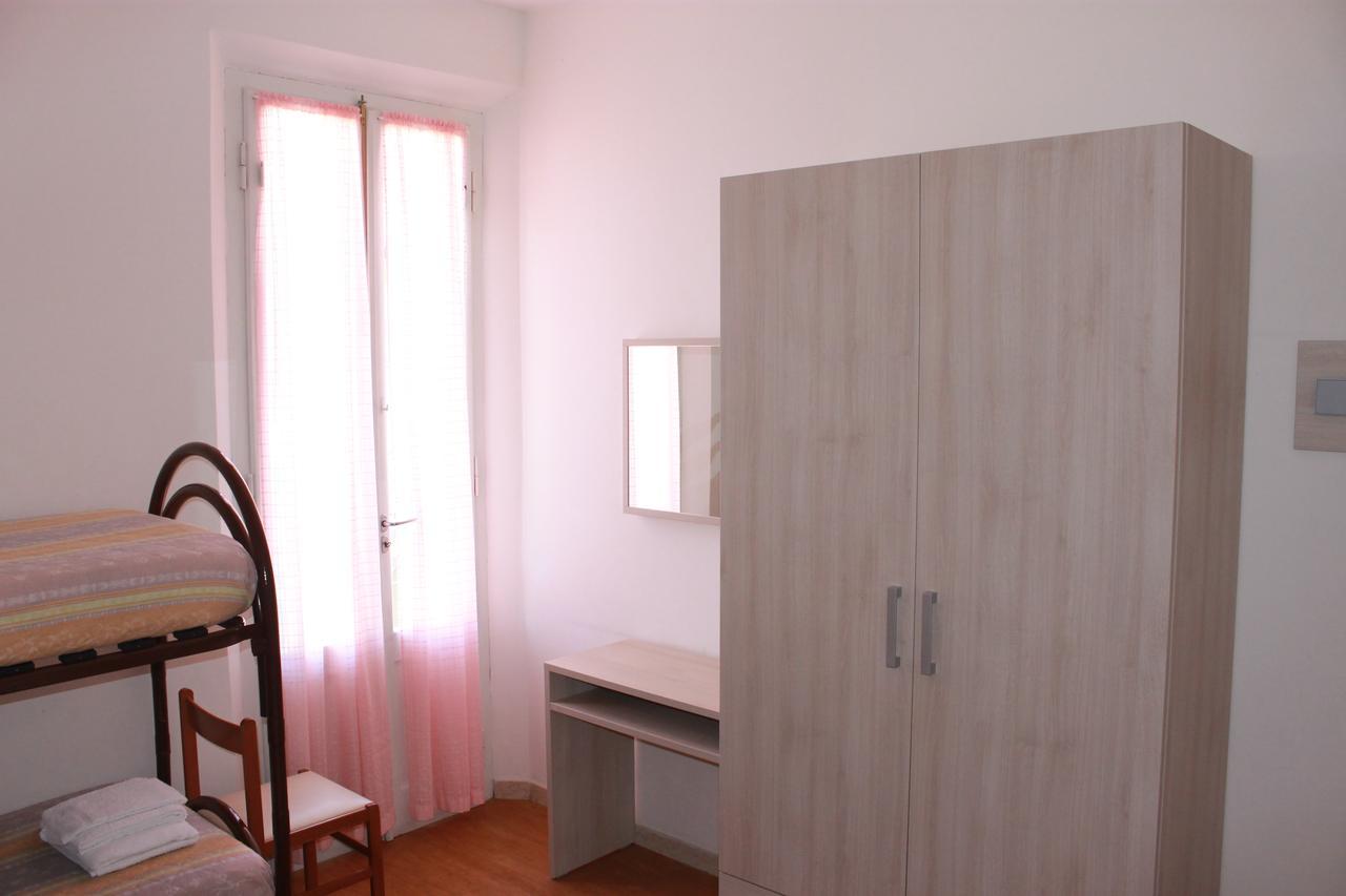 Hotel Susanna Ρίμινι Δωμάτιο φωτογραφία