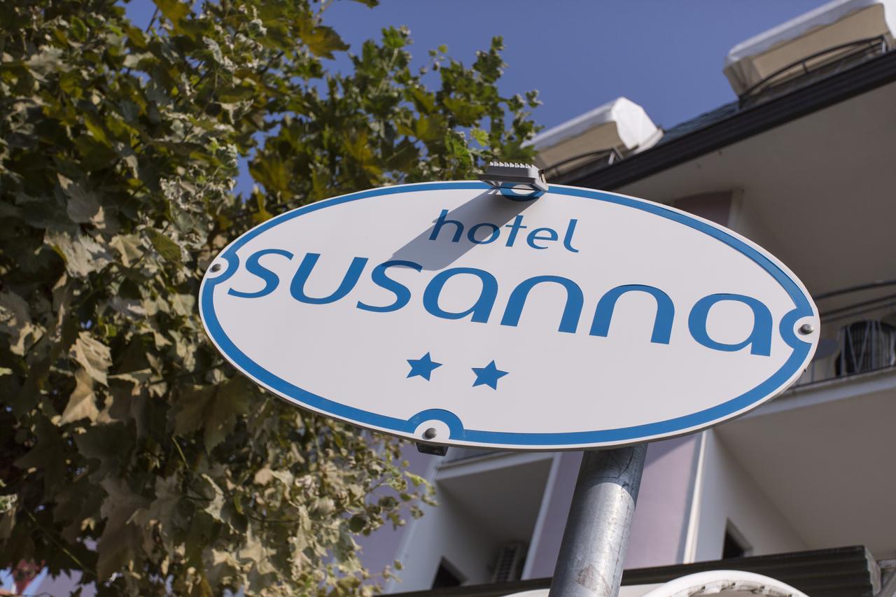 Hotel Susanna Ρίμινι Εξωτερικό φωτογραφία